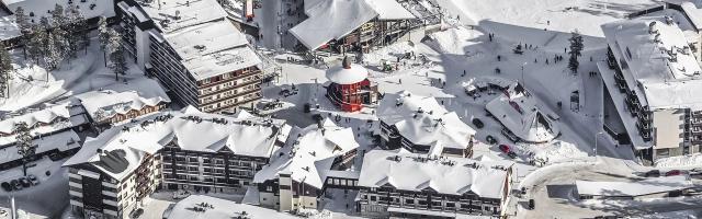 rukan kyla talvella ruka ski resort w1920 2